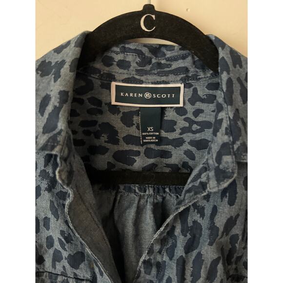 Karen Scott 3/4 sleeve button up animal print denim top XS - Picture 2 of 8